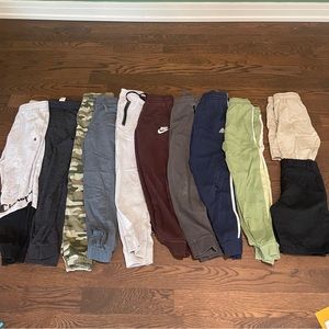 Lot: Boys Size Medium Joggers, Sweatpants and Shorts
